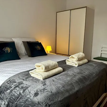 Tresor Pulaskiego アパート *